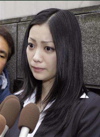Komukai Minako cancels her flight back to Japan tokyohive