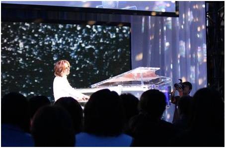 YOSHIKI